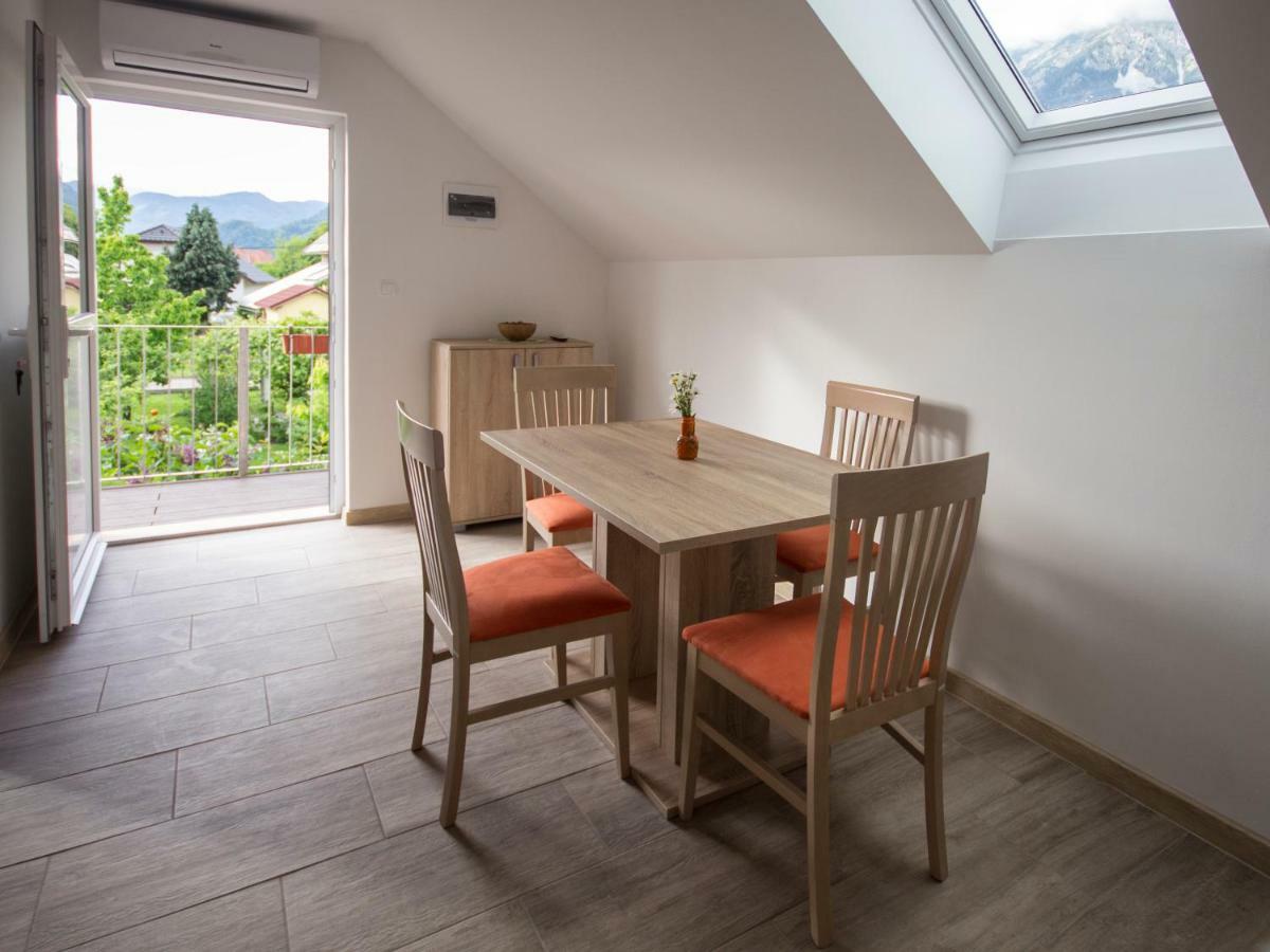Apartment Marjetka Zirovnica Eksteriør billede